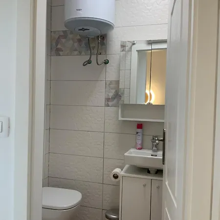 Apartment 3-floors House Ksenija, Old-town Medulin