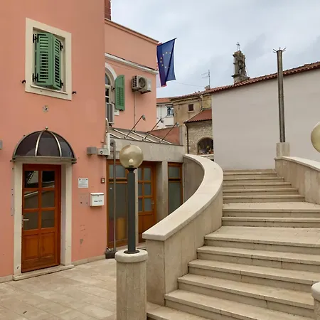 3-floors House Ksenija, Old-town *