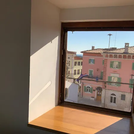 3-floors House Ksenija, Old-town Apartment *